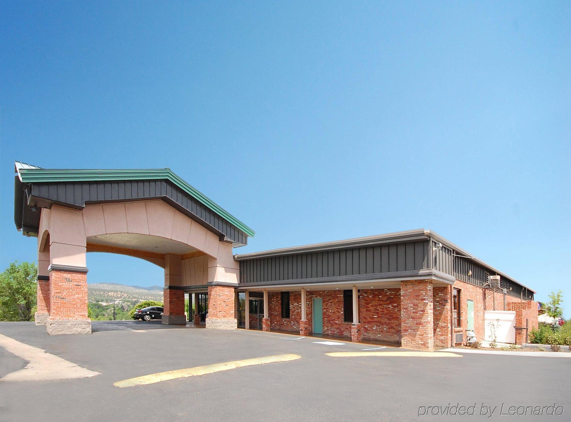 Days Inn & Suites By Wyndham Trinidad Exterior foto